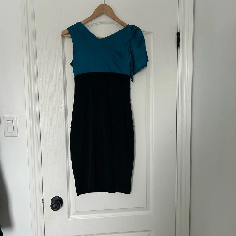 Enfocus Studio Teal and Black One-Shoulder Dress - Picture 2 of 4